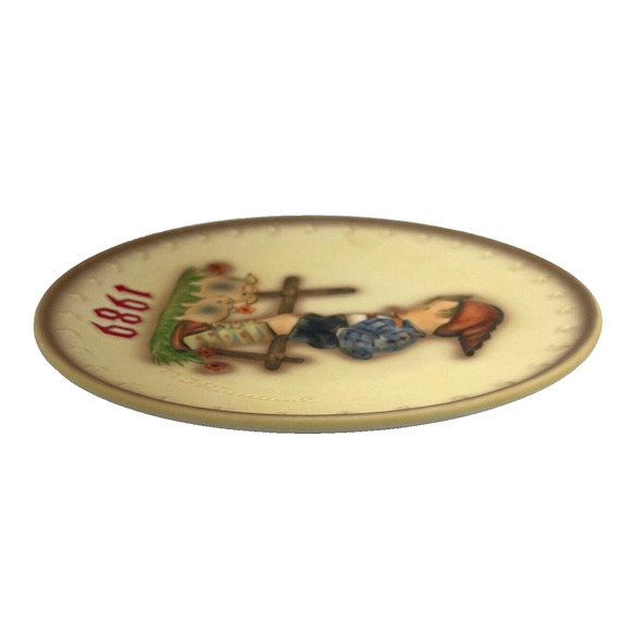 Vintage Goebel M.J HUMMEL 19th Annual Plate 1989 1pc Memorabilia W/ Box - Picture 4 of 14